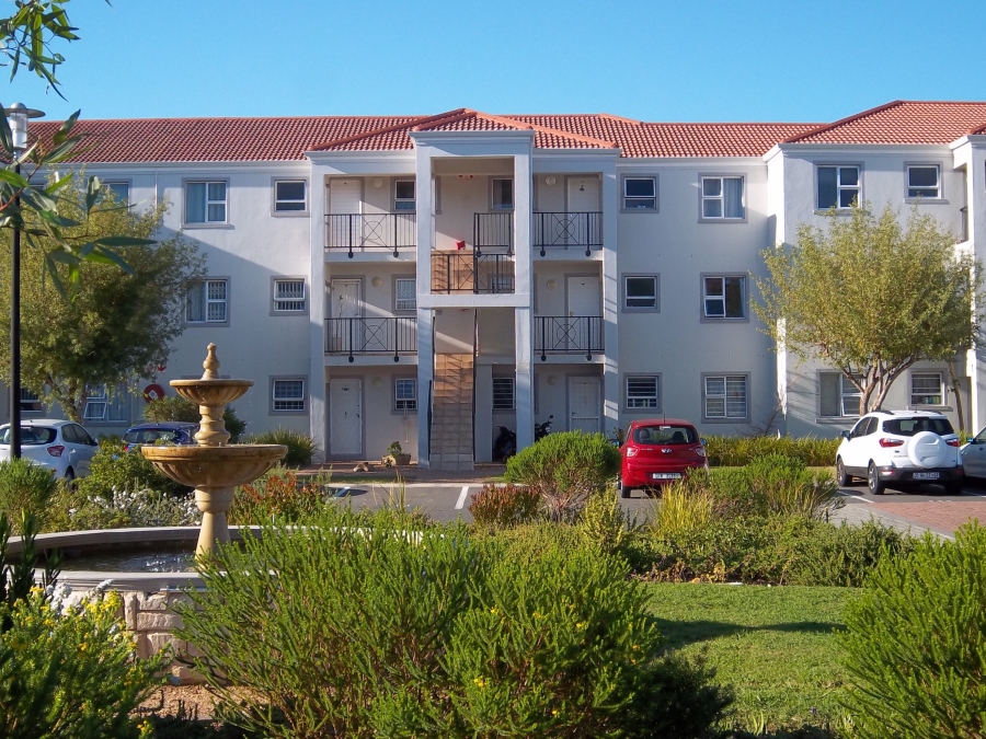 To Let 2 Bedroom Property for Rent in Heritage Park Western Cape